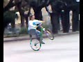 impennate mostruose in bici impennate mostruose in bici