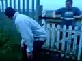 Train gate Reverse hump