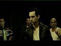עברי לידר - אלוף העולם, מתוך האלבום בקצב אחיד בתנועות של הגוף. במאי: רועי ורנר צלם: חיים אסיאס עורך: יוני מן מפיק: רועי רז עבור פיסטוק אומנים שחקנים: אורן דולפין, רועי ורנר Ivri Lider - Aluf Ha'olam from the album Beketzev Ahaid Batnut Shel Haguf Director: Roi Werner Photographer: Haim Asias Editor: Yoni Man ... Ivri Lider Aluf Haolam roi werner fight club ivry leader עברי לידר אלוף העולם בקצב אחיד בתנועות של הגוף רועי ורנר music video clip מוזיקה ישראלי חדש new ...
