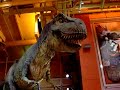 dinosauar in Toy r us New york time square