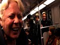 Lachen in der U-Bahn - www.lachen-verbindet.de