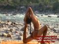 videos de Hatha Yoga, Anjaneya asana, Rajkapota asana, Pigeon pose, Ri