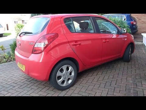 How to change or replace the cabin pollen filter on a Hyundai i20