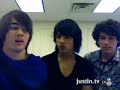Nick would you date a fan?