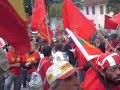 Missão Integral. Bebeto, coordenador da ONG Cristã Monte Horebe, em Itaperuçu na região metropolitana de Curitiba, uma das regiões mais pobres do país. Fala no ato de 1 de maio, dia do trabalhador, sobre a luta de sua comunidade no sentido de conter a instalação de um lixão na região. Como a atual prefeitura e anteriores da cidade de Curitiba não lidaram com o problema da Caximba, um aterro sanitário com vários problemas ambientais e com sua capacidade esgotada, os governantes e empresários querem se desvencilhar do problema da maneira mais lucrativa possível, e bem longe da Capital Sócio-ecológica Curitiba.  Precisamos discutir um modelo de desenvolvimento que leva em consideração as pessoas, e o discurso desta empresa que quer se instalar em Itaperuçu, é de que o empreendimento é viável economicamente...mas você sabe que existem uma série de negócios que são viáveis do ponto de vista econômico, mas não são viáveis do ponto de vista social