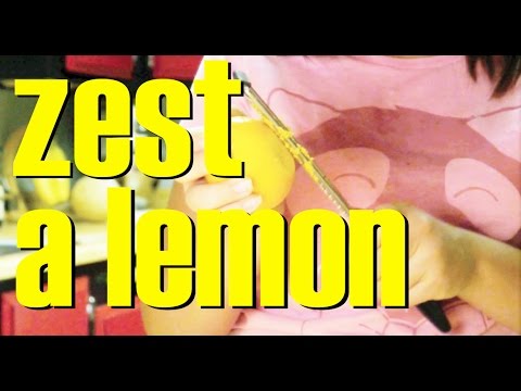 how to zest a lemon with a cheese grater