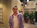 Enrique talks about the story of Two and a Half Men Enrique talks about the story of Two and a Half Men