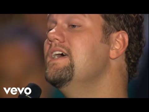 Bill & Gloria Gaither – O Holy Night [Live] ft. David Phelps