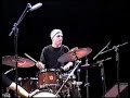 michel leme (guitarra), sandro haick (baixo) e alex buck (bateria) - com o nosso amigo nen� vianna segurando o bumbo galopante... 
no centro cultural s�o paulo, em julho de 2005.
composi��o: 