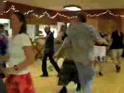 Contra Dancing at NorthWest Passage 2007