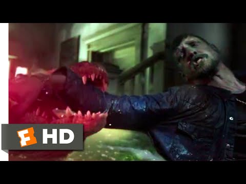 Crawl (2019) - Trapped in the Bathroom Scene (9/10) | Movieclips