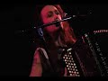 zouzou thomas chante lib�rez-la � l'essa�on (paris)