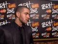Shayne-Ward-backs-Le