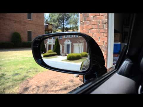 Loose side-view mirror, 2009 Lexus IS350