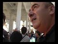 AHT ez! Ordiziko balkoian kateaturik