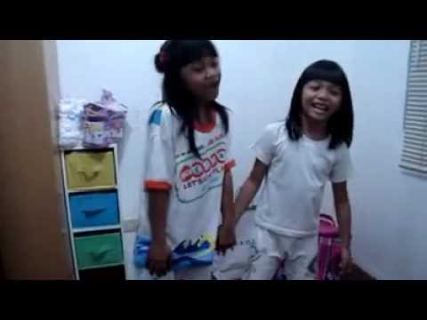 fet888 - January, 2010. Beti & Oe performing the Kimmy Dora theme song plus an original song called