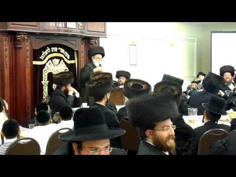 Yankel Miller at “Bein Ish Ubein Achiv”