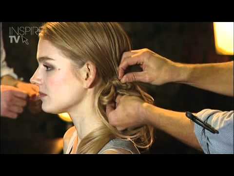 Shoestring Bow Ponytail by L'Oréal Professionnel