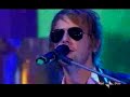 Muse piège la télé italienne [ Muse - Uprising ]