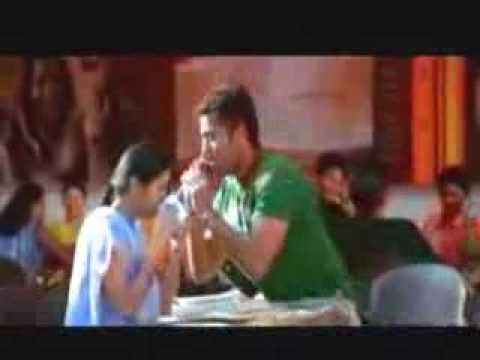 Jillinu Oru Kadal - Munbe VAA