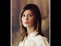 it's my second video about audrey :d!!
there are new and old photos of audrey tautou and underlined with a song from the mamas and the papas!!!