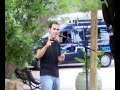 haciendo pruebas de sonido para la boda de mi primo.