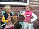 de zingende zusjes (deel2), the swinging sisters (part 2)