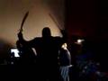 Attacco ai secchioni silenziosi della porta a fianco!