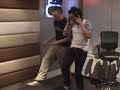 Radio 538 DJ Barry Paf Leert Jumpen van Jeckyll & Hyde