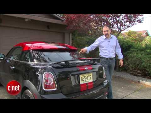 CNETTV - Short and stout, the 2012 Mini Cooper Coupe is a compact Mini with some big tech.