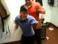 i la viri baila asi!!
