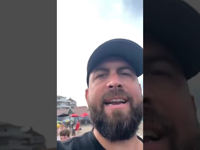 VIDEO| Turistas impidieron que la Policía le quite los churros a un vendedor ambulante