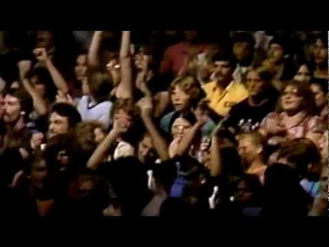 kansas - Enjoy this full show by old era Kansas! I've digitally enhanced both sound and image (in 16:9) to make this 30 year old gem shine again. In 1981 Kansas was t...