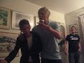 KKV & Benji - Grattis broshan
