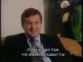 Посмотри и отправь всем знакомым!Как олигархи оплачивали выборы Ельцина?Как проводилась приватизация в России? Почему Зюганов проиграл выборы? Как Путин стал президентом? Почему Березовский ненавидит Путина?Откровенные интервью с участниками событий - Чубайс, Березовский, Лебедь, Коржаков, Лившиц, Гусинский, Зюганов - в документальном фильме 