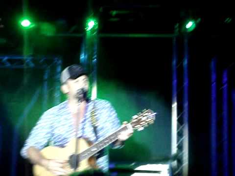 Steve Hofmeyer Afrikhaki Sweet Caroline (bloubul).MPG