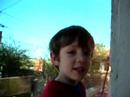 Matias Casasco Canta en la terraza de su excasa, tenia 4 años. Es mi hermoso hijo.