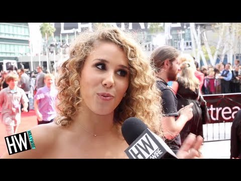 haley - Haley Reinhart Reveals Edgier & Feistier Music To Come! Subscribe to Hollywire | http://bit.ly/Sub2HotMinute Send Chelsea a Tweet! | http://bit.ly/TweetChelsea Follow Hollywire! | http://bit.ly/Twe...