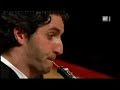 bach brandenburg concerto 2, 2.movement.
claudio abbado, reinhold friedrich (trumpet), michala petri (recorder)giuliano carmignola (violin), lucas macis navarro (oboe, mozart orchestra bologna.
teatro valli, reggio emilia april 21 2007