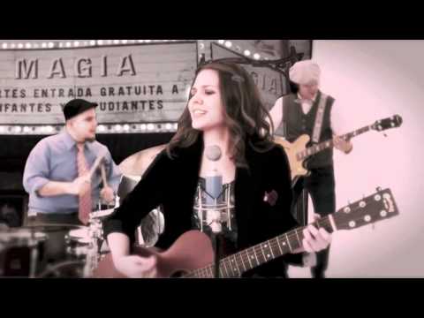 Jesse & Joy - Firma de Autografos 2 de Diciembre 2011! -