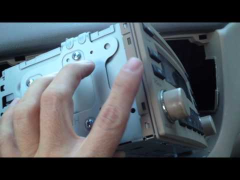 06 Kia Rio Aftermarket IPhone Radio Installation