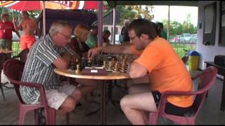 Souboj mozků vyvrcholil na koupališti