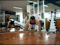 Mixed push-ups show