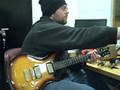videos de Brian playing some guitar on the practice amp project 04