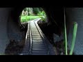 Fahrt mit dem Videowagen mit Filmkamera über die Gartenbahn Fahrt mit dem Videowagen mit Filmkamera über die Gartenbahn