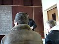 kompiuterines irangos derintojai per LIETUVIU pamoka kuria laikrasti mokyklai :D :D :D !!!
