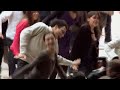 Fwd: Officiel Flashmob Louvre Chaine de l espoir - http://www.youtube.com/watch?v=F-zWgSGGPC4&feature=autoshare (par http://ff.im/ch0bm)