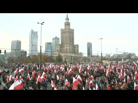 Bei Unabhängigkeitsmarsch der extremen Rechten in War ...