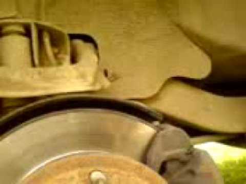 Mitsubishi L200 Disc Change 2/5