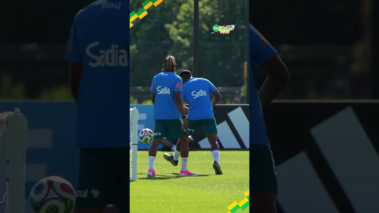 ENDRICK E DANILO ESBANJAM HABILIDADE NO TREINO DA SELEÇÃO! 😱#shorts